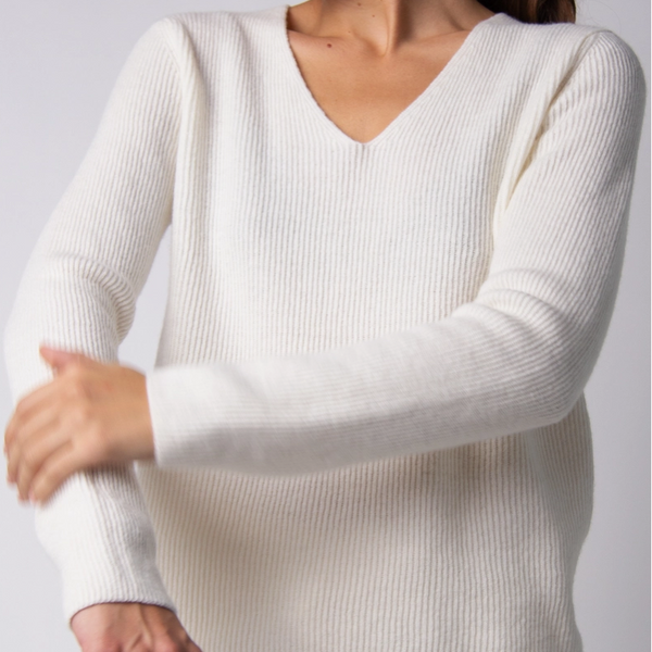 Cashmere Mix V-Neck